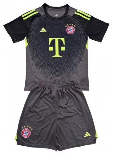 Bayern Munich Black Goalkeeper  Jersey Kit   Soccer