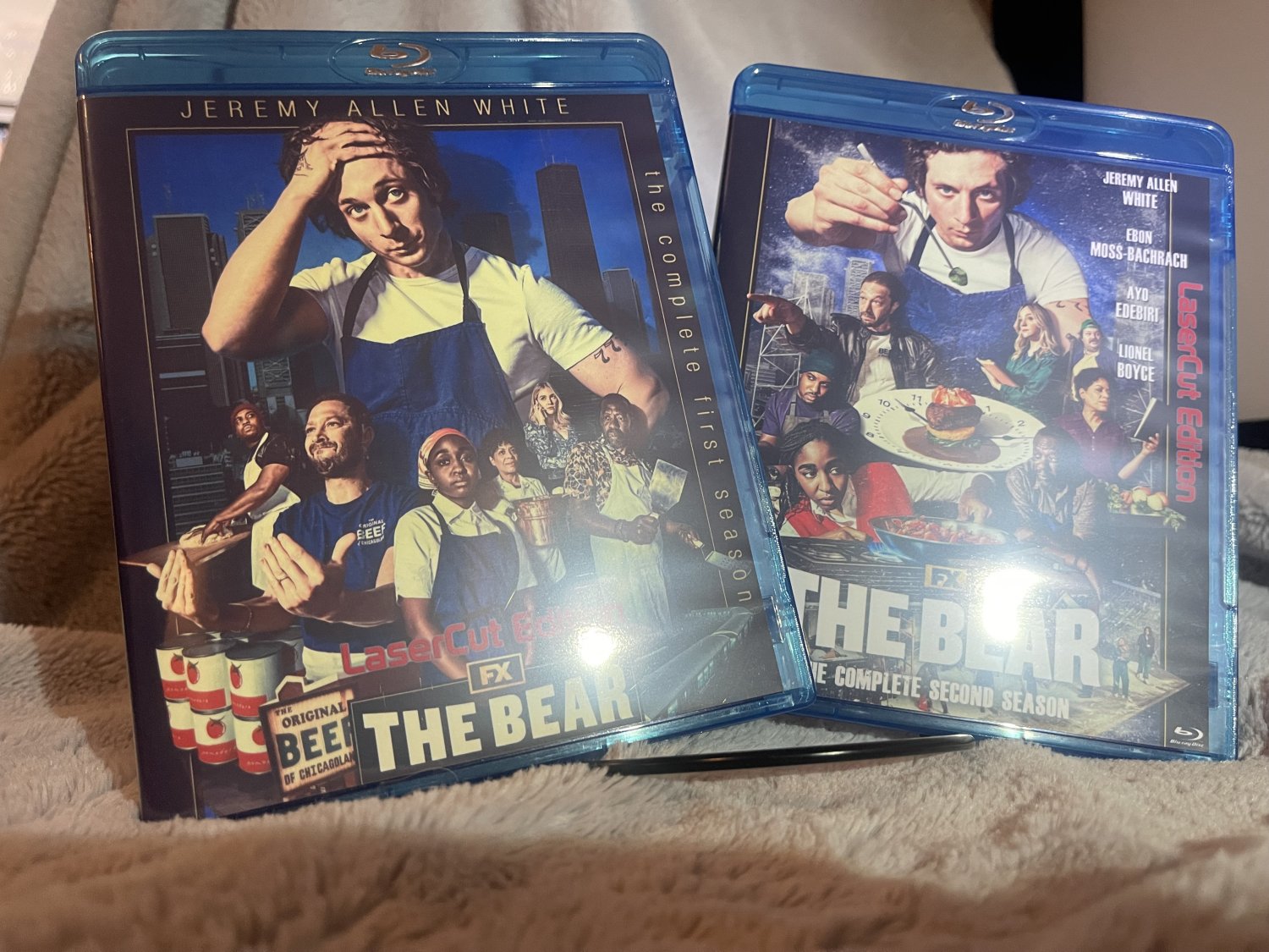 The Bear Season 1 & 2 Combo 1080p HD ***4 DISC SET*** Blu-ray