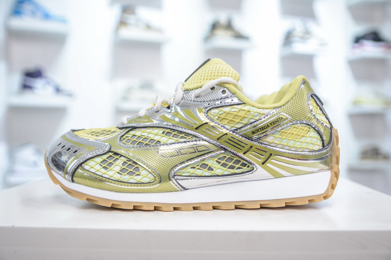 BV Orbit Yellow Silver