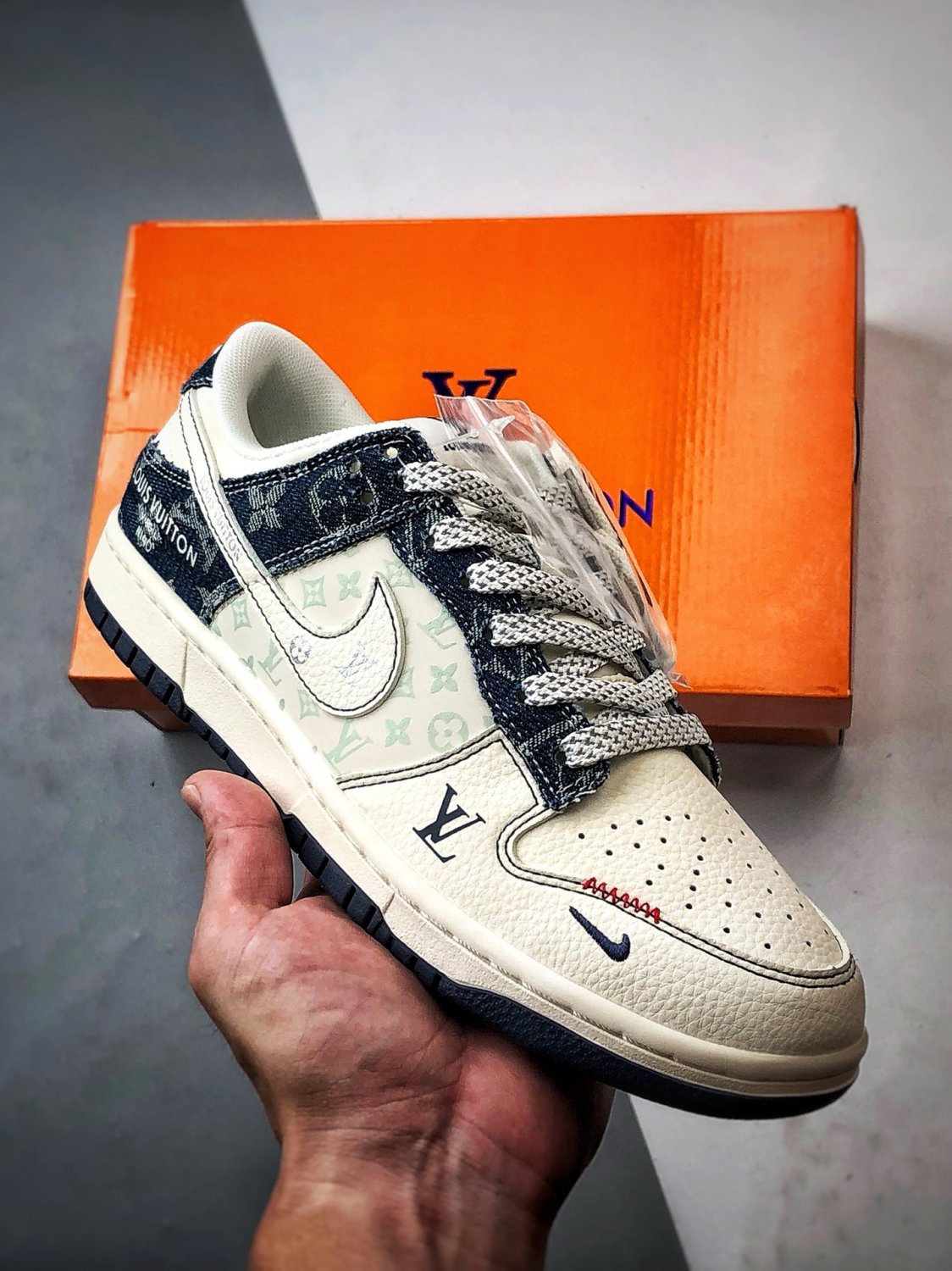 300 NK Dunk Low Retro DIY High end CustomizationLV beige deep blue d