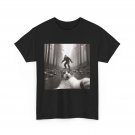 Cat Selfie Bigfoot UFO Flying Saucer Space Lovers Funny T-Shirt