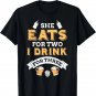 Mens Dad beer saying She eats for two I drink for three dad T-Shirt