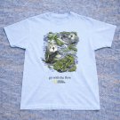 Gildan Women's Blue and White T-shirt-1