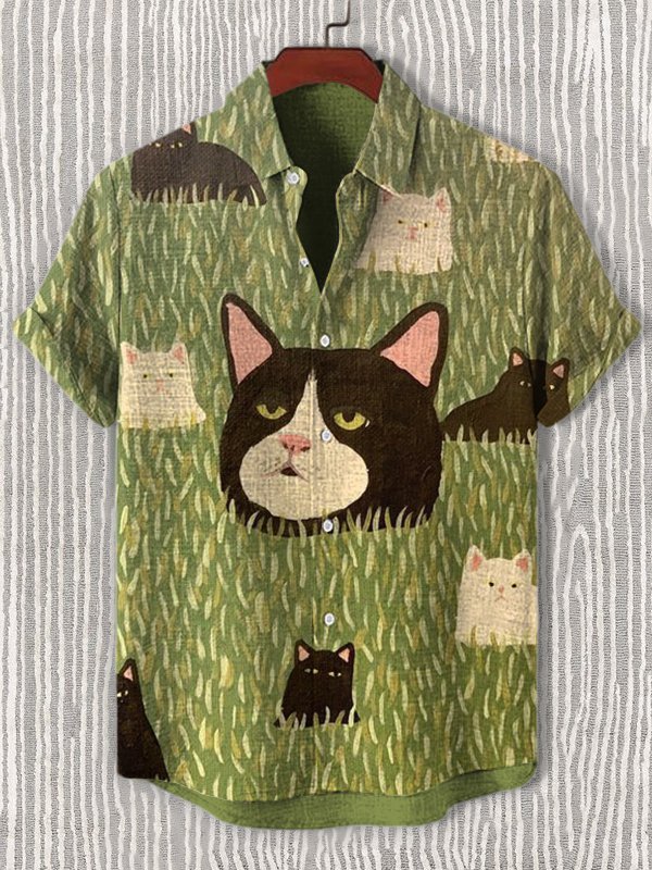 Men's Funny Black And White Cat In The Grass Art Print Short Sleeve Shirt