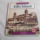 Ellis Island by Lucia Raatma (2003) (L4) We The People Series, Compass Point HC