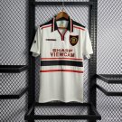Retro Manchester United White 1997/99 Jersey