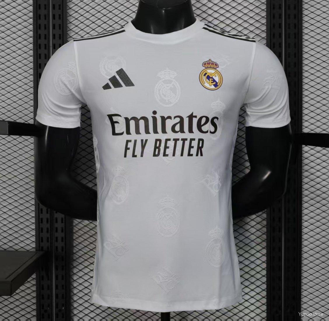 Real Madrid White with Embossed Royal Crest Pattern 25/26 Player Jersey