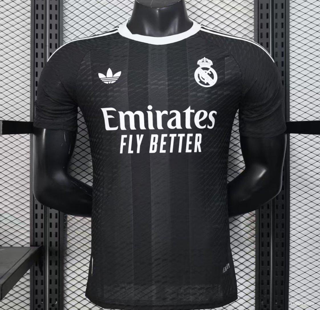 Real Madrid Black Goalkeeper 25/26 Player Jersey