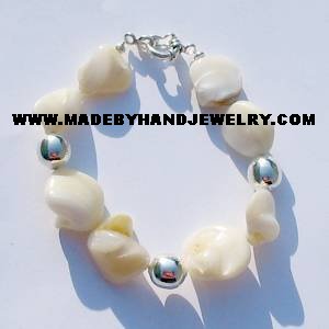 .950 Silver Bracelet with Nacar *EMAIL SIZE FOR AVAILABILITY AND PRICE*
