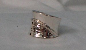 Great Details on this Ring -Great Price for a Genuine .950 Silver Ring