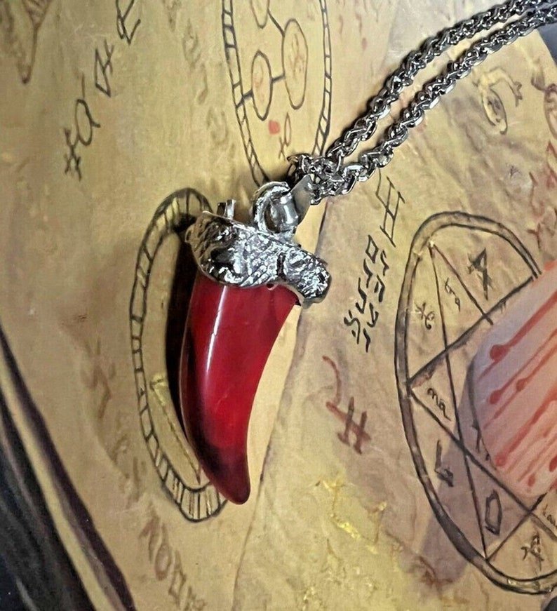 1000X Kali Ma Psi Vampir Transformation Skull Power Full Rare Energized Pendant