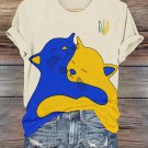 Women's Cat Hug Contrast Art Print Casual T-Shirt
