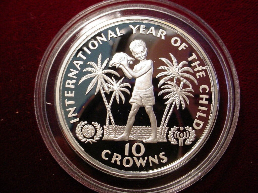 1982 Turks Caicos Large Silver Proof 10 cr-Year of the Child