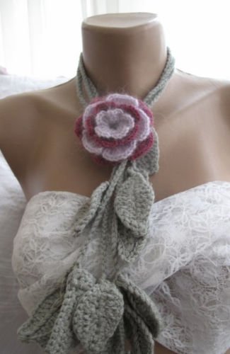 Crocheted claret-lilac flower brooch.lariat -necklace