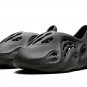 Yeezy Foam Runner "Carbon"