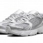 530 "Moonbeam Silver Metallic" MR530RS