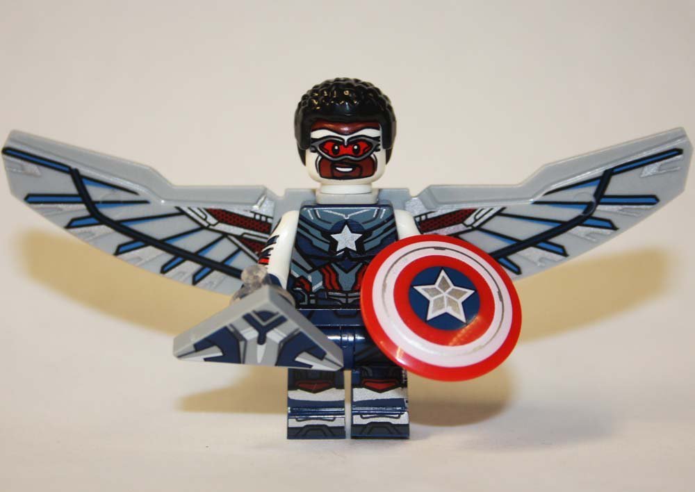Red Falcon Captain Minifigure Block Toys