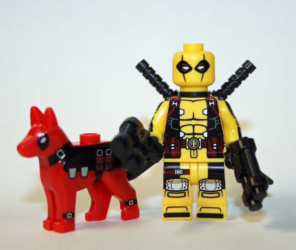 Deadpool yellow Marvel Minifigure Block Toys