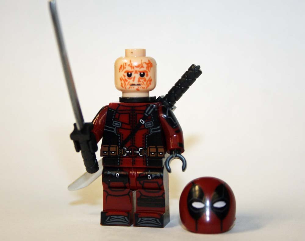 Deadpool Marvel Minifigure Block Toys