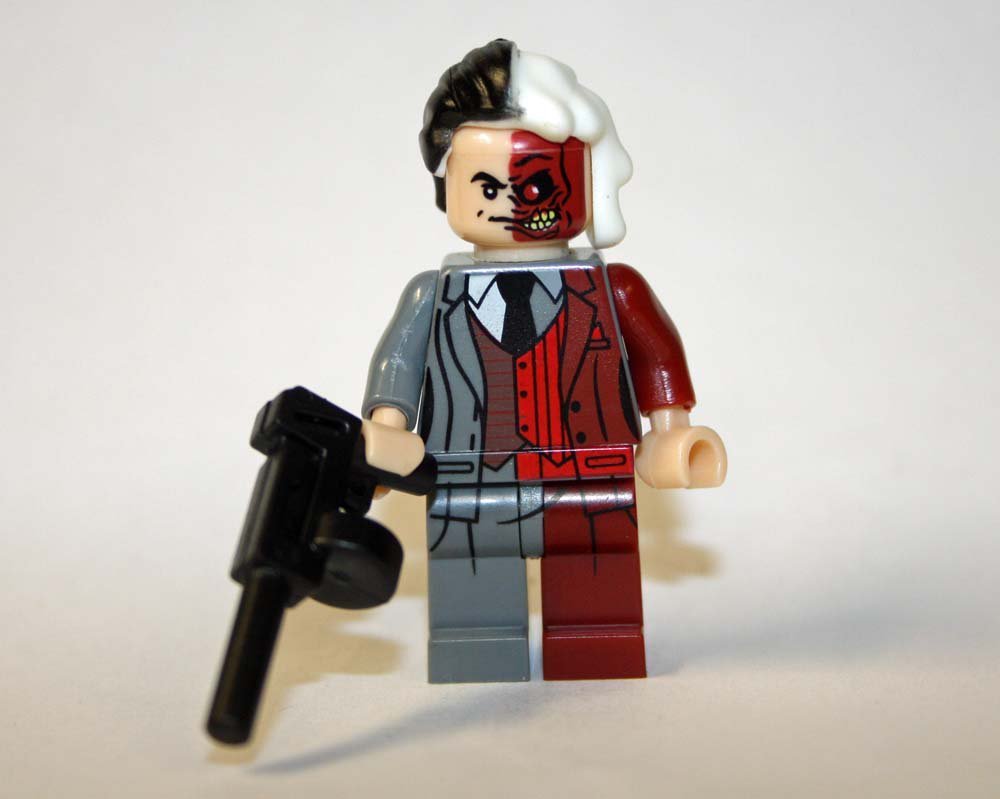 Two Face red Minifigure Block Toys