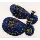 Elizabeth Murray - Dis Pair - 30x40 Inch Rolled Canvas Wall Art Print Elizabeth Murray - Dis Pair - 30x40 Inch Rolled Canvas Wall Art Print