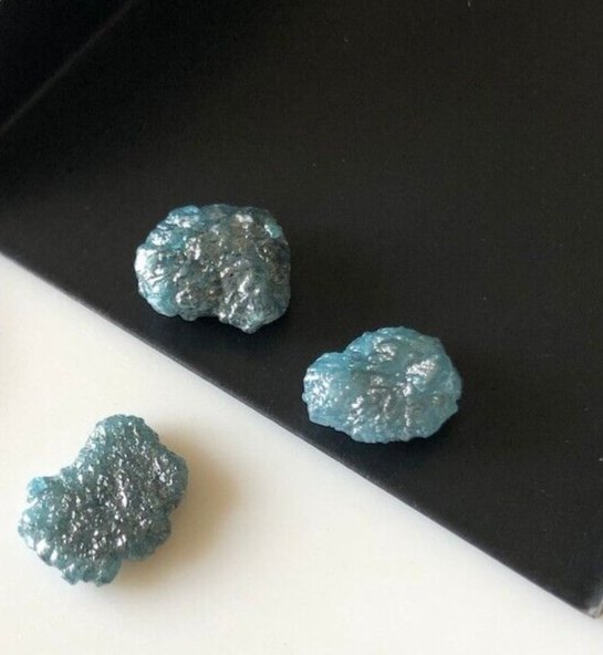 Natural Loose Rough Diamond Flat Raw Diamond Blue Colour Uncut Diamond For Ring