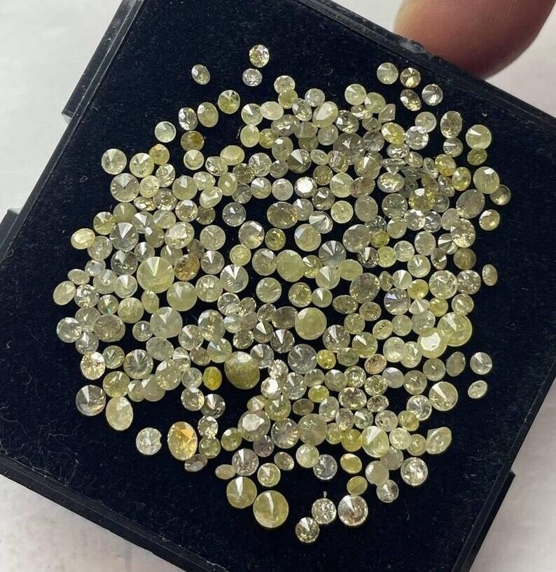 Round Shape Natural Loose Diamond Fancy Color VS Clarity Brilliant Cut Diamonds