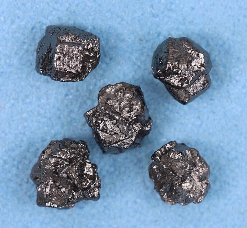 5.22Ct Black Colour Natural Rough Diamond Raw Uncut Diamond For Making Jewellery