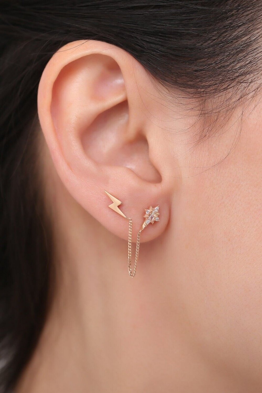 Solid Round Cut Simulated Lightning Single Earring Wedding Gift Earring For Her