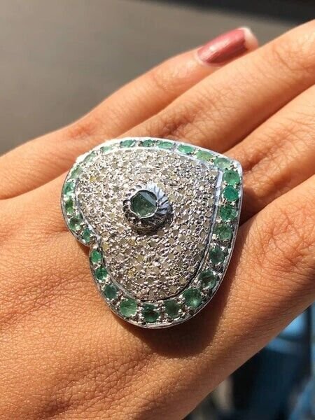 Emerald Gemstone Stunning Ring 925 Sterling Silver Unique Delicated Deco Ring