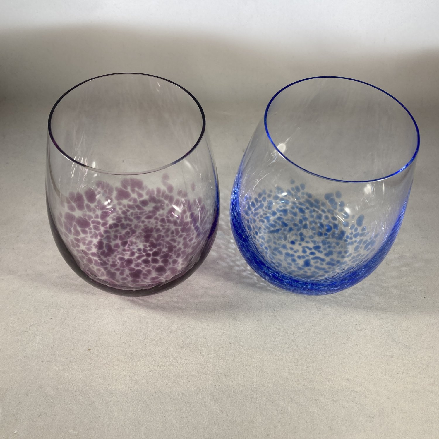 (2) Stemless Wine Glasses Handblown Art Glass Blue & Violet Fused Confetti EUC