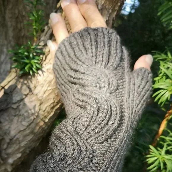 Grey Heather Handmade Fingerless Knit Gloves With Thumb