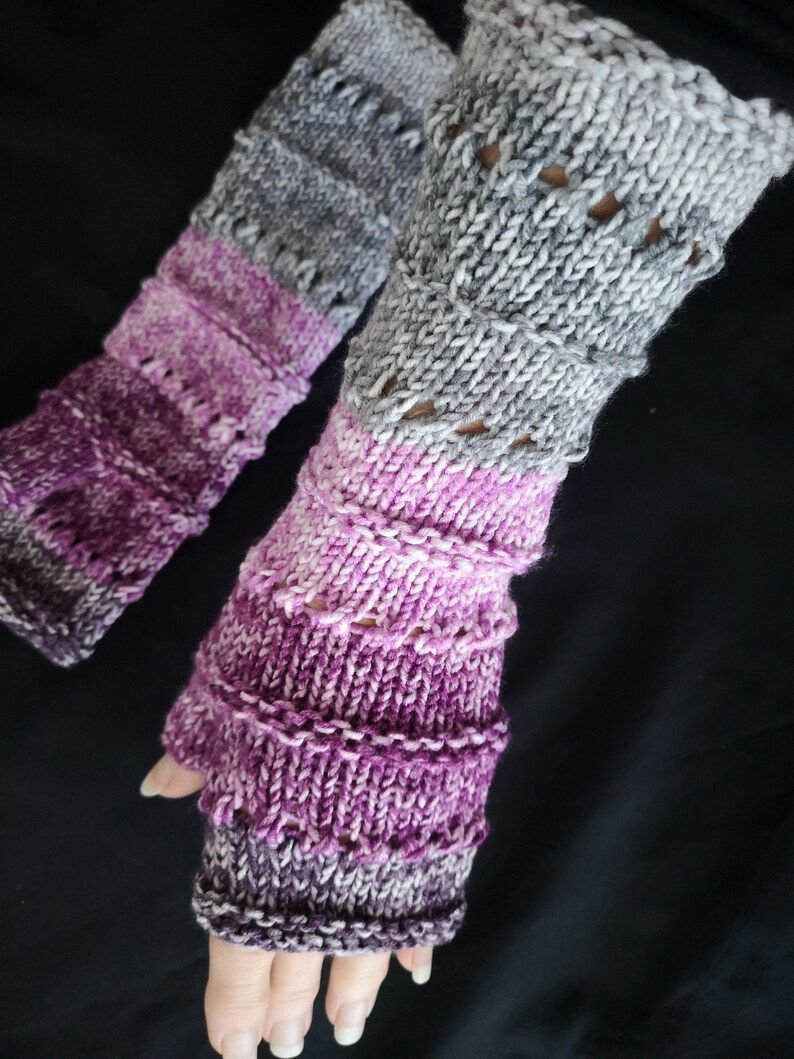 Fingerless Gloves Mittens Armwarmer grey/pink/violet Mandala Ombre Joy