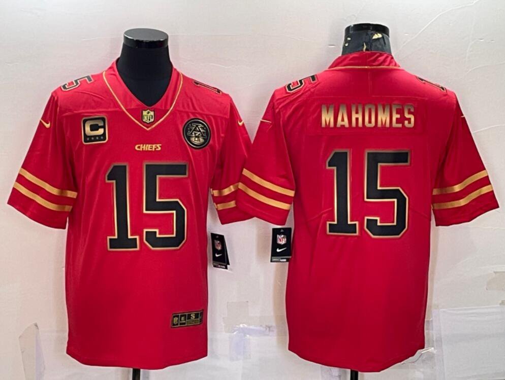 Men's Or Youth Patrick Mahomes #15 Chiefs Limited Player Jersey Red Gold Christmas Gift