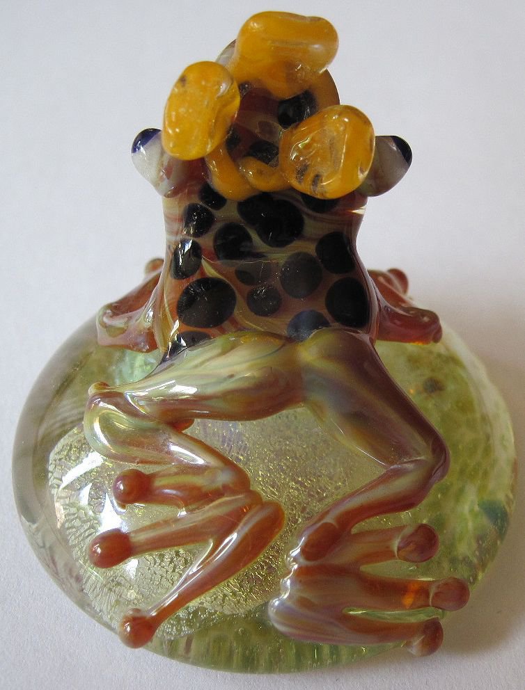 Mazet Studios Art Glass Frog Prince Paperweight Figurine Toad Crown Signed