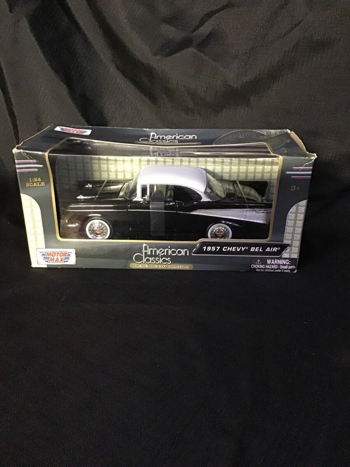 Motor Max American Classics Premium Die-Cast Collection 1957 Chevy Bel Air 2014