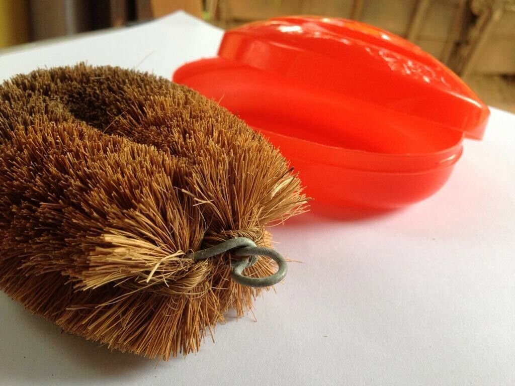 Natural Coconut Coir Brush WITH Holder Box Storage Scrubbing Ceylon 100%