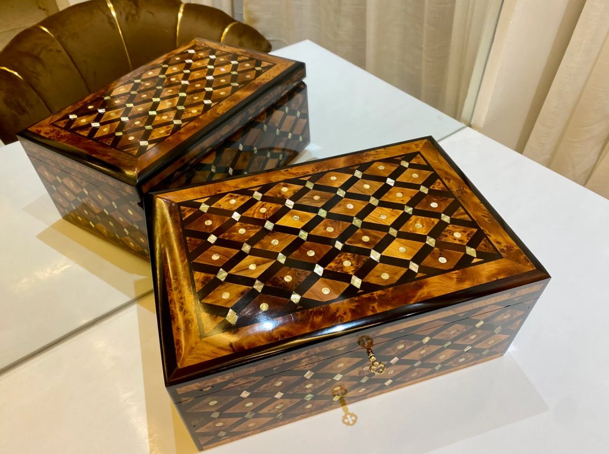 Wooden box organizer with key