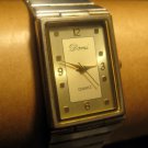 Vintage Japan = DOMI = Ladies Quartz Unisex Watch Gold Silver Tone Women's Wrist 1980s not working.
