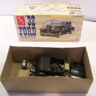 VINTAGE AMT 1932 FORD ROADSTER 1/25 SCALE MODEL BOX & PARTS VINTAGE AMT 1932 FORD ROADSTER 1/25 SCALE MODEL BOX & PARTS