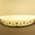 Pyrex Snowflake Teal on White 1 1/2 qt Divided Casserole