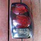 2004 Chevrolet Trail Blazer Tail Light OEM RH 16530278 2002 03 05 06 07 08 09 2004 Chevrolet Trail Blazer Tail Light OEM RH 16530278 2002 03 05 06 07 08 09