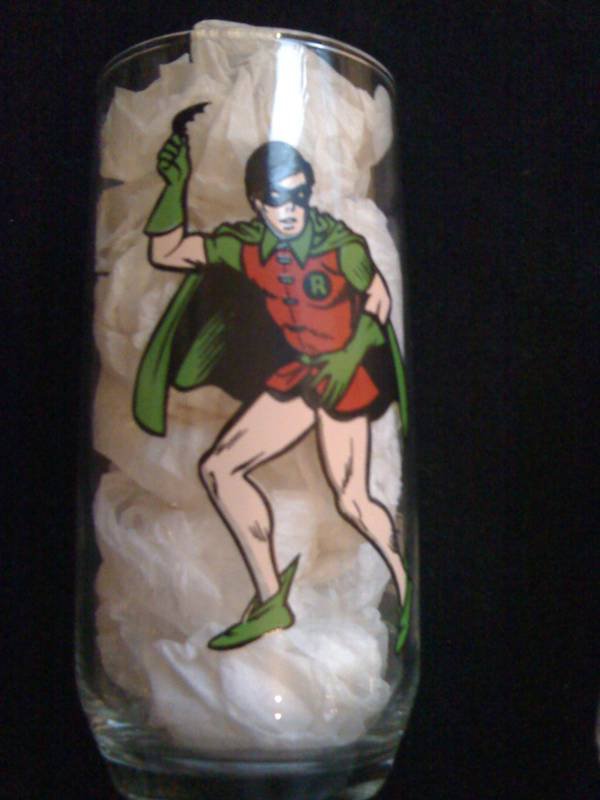 Robin Super Hero Rounded Bottom Variant Super Hero Glass by Pepsi! VHTF