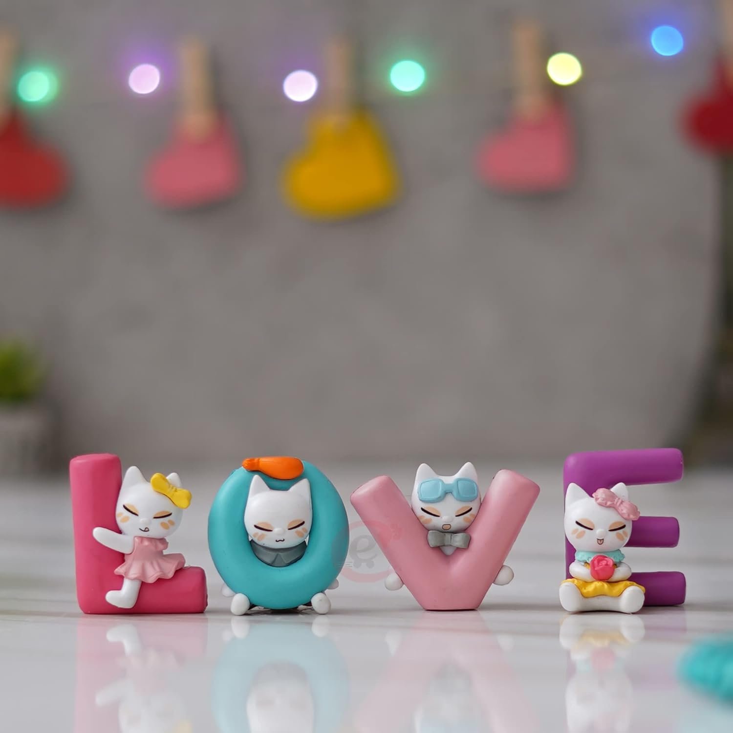 eCraftIndia Multicolor Polyresin Love Animated Characters Decorative Showpiece for Valentine's