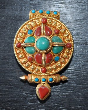 Gold plated pendant-p3-rs