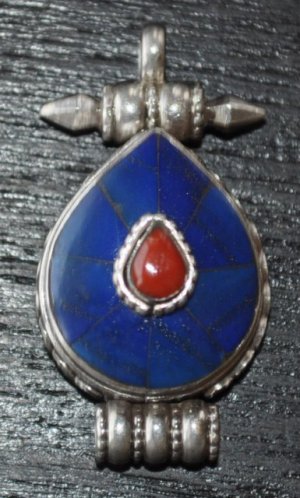 Pendant with Lapis and coral-p8-rs