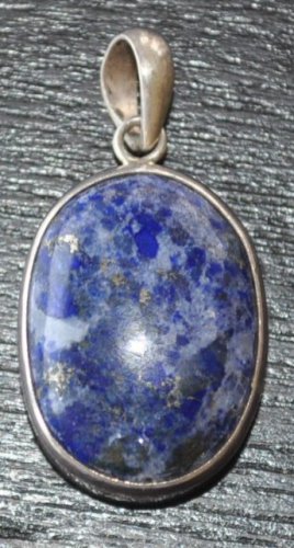 Round pendant with lapis ston-p11-rs