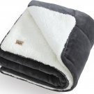 UGG Nita Warm Reversible Chunky Throw Blanket Room Décor Luxury Preppy Fluffy Cozy Plush