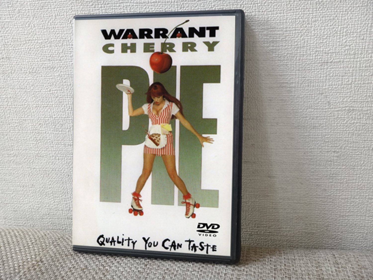 WARRANT CHERRY PIE DVD