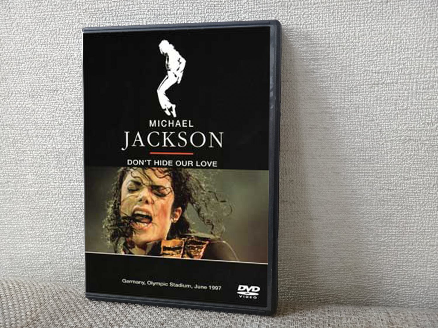 MICHAEL JACKSON Munich Germany Olympic Stadium June 4 & 6.1997 German TV July 2009 REBROADCAST DVD